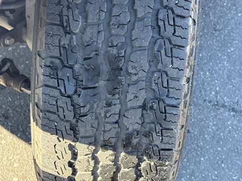 Used 2023 Jeep Wrangler Sahara image 13