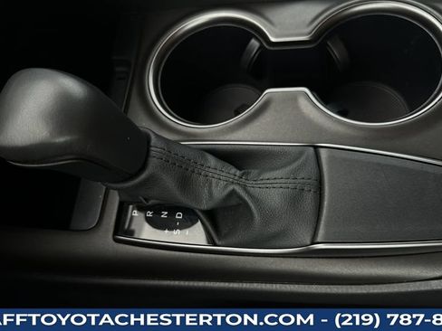 Used 2024 Toyota Camry SE FWD image 20