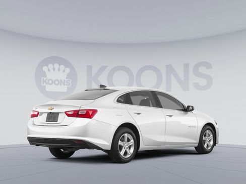 Used 2022 Chevrolet Malibu LS image 4
