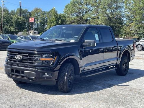 New 2025 Ford F150 XLT w/ Equipment Group 302A MID image 24