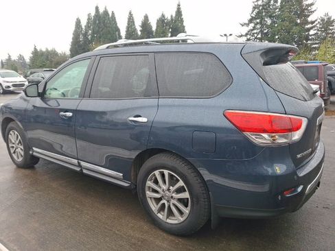 Used 2015 Nissan Pathfinder SL w/ SL Premium Package image 7