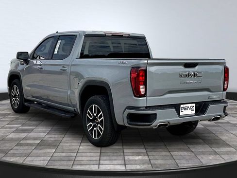 Used 2024 GMC Sierra 1500 Elevation w/ LPO, Elevation Black Package AWD/4WD image 5