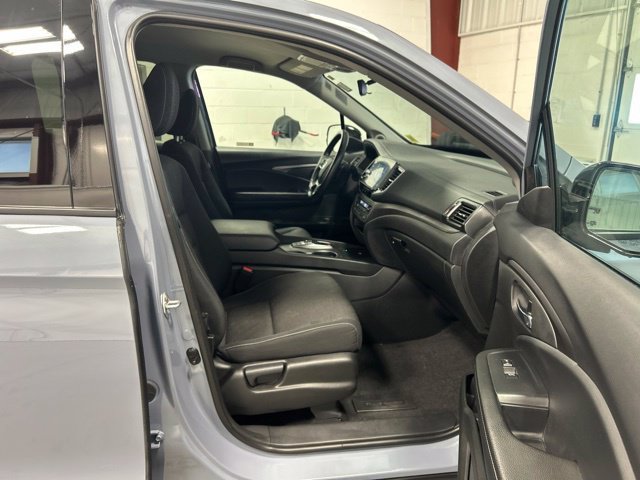 Certified 2024 Honda Ridgeline Sport image 23