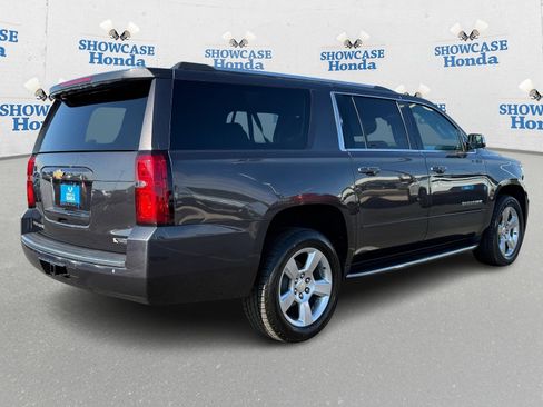 Used 2018 Chevrolet Suburban Premier image 8