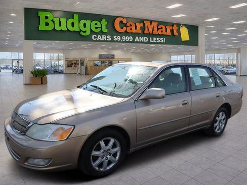Used 2001 Toyota Avalon XLS image 1