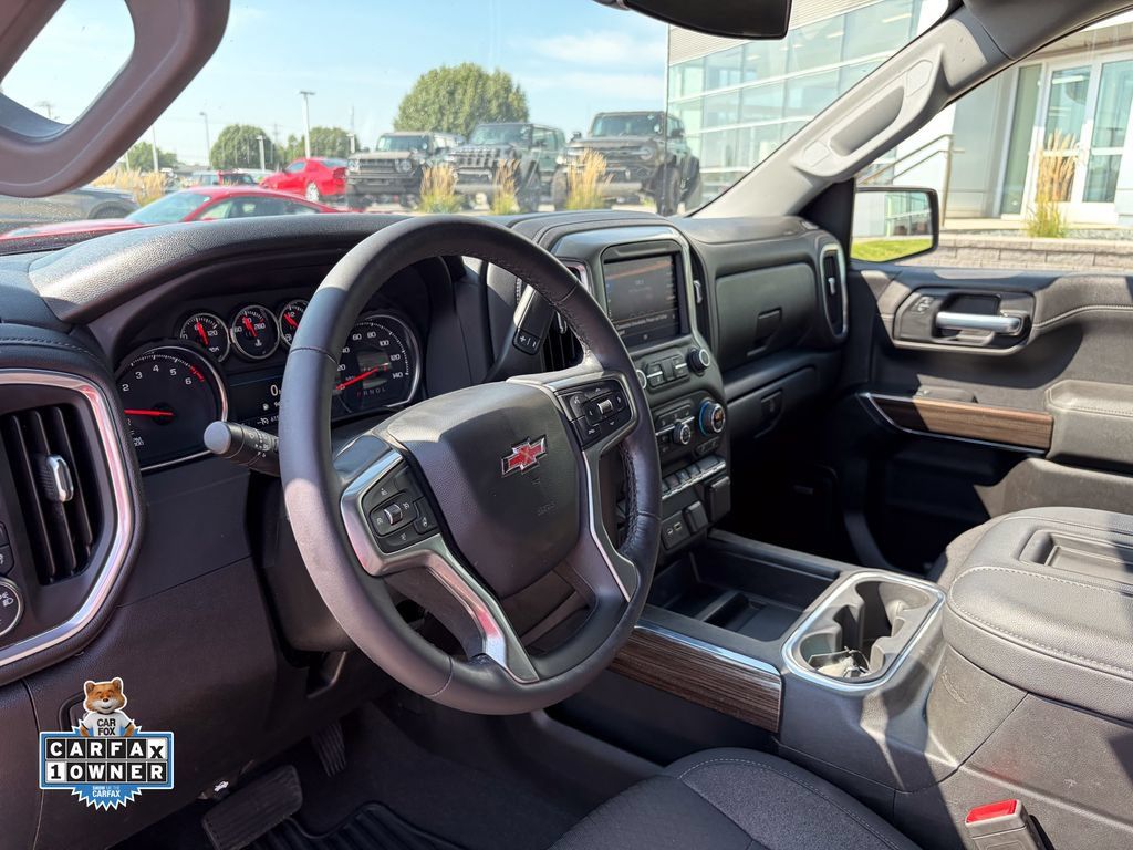 Used 2021 Chevrolet Silverado 1500 RST w/ Rally Edition AWD/4WD image 9