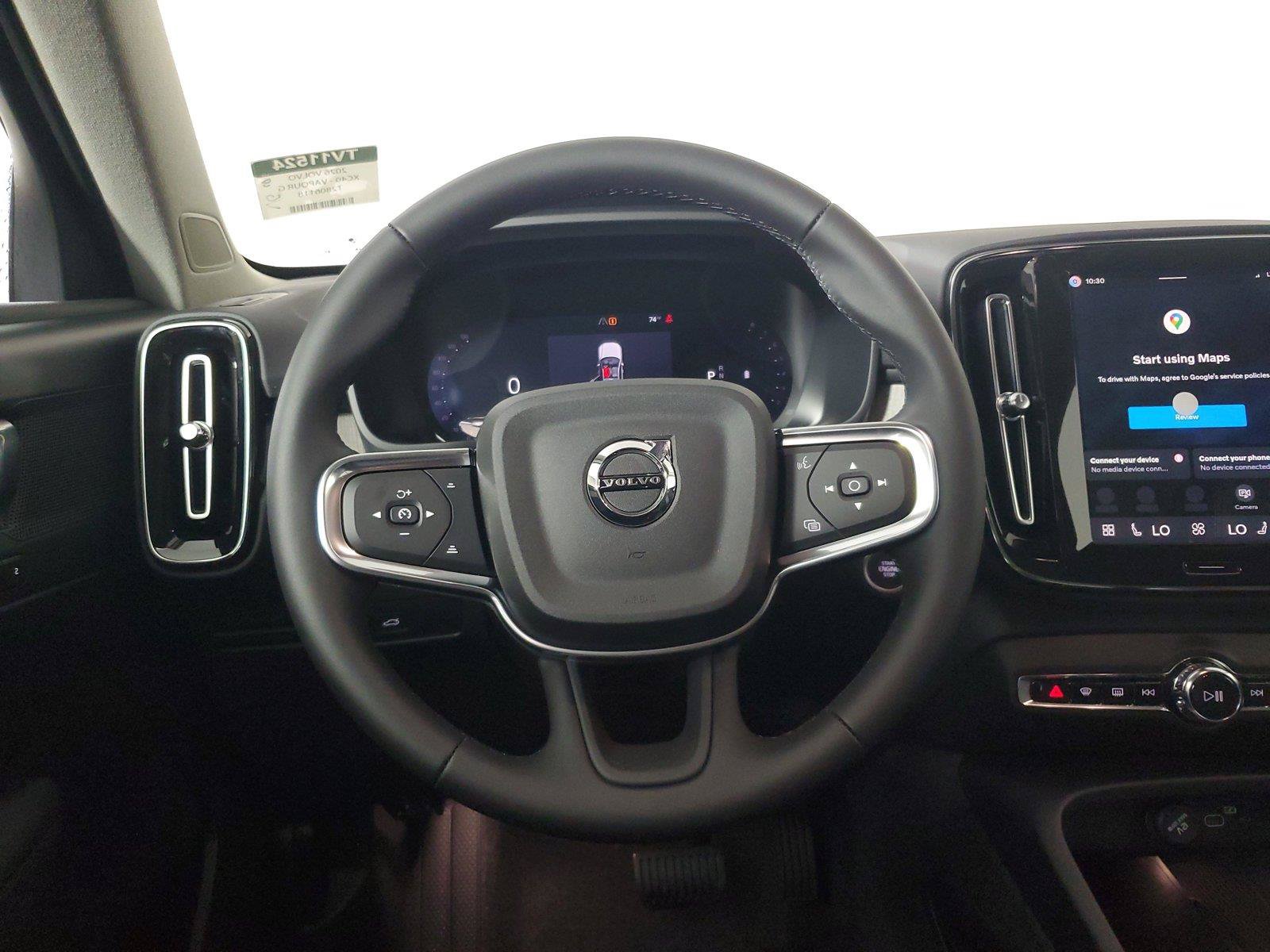 Used 2026 Volvo XC40 B5 Core AWD/4WD image 16