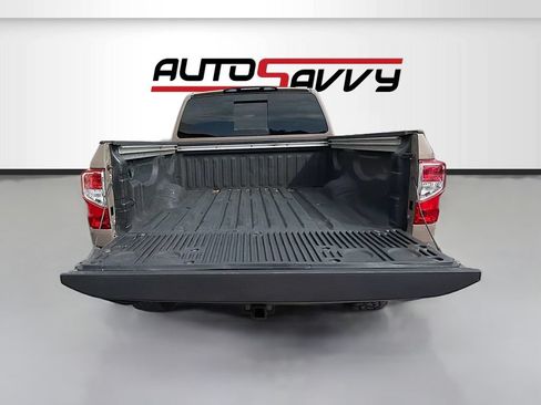 Used 2023 Nissan Titan PRO-4X w/ Pro-4x Convenience Package AWD/4WD image 26