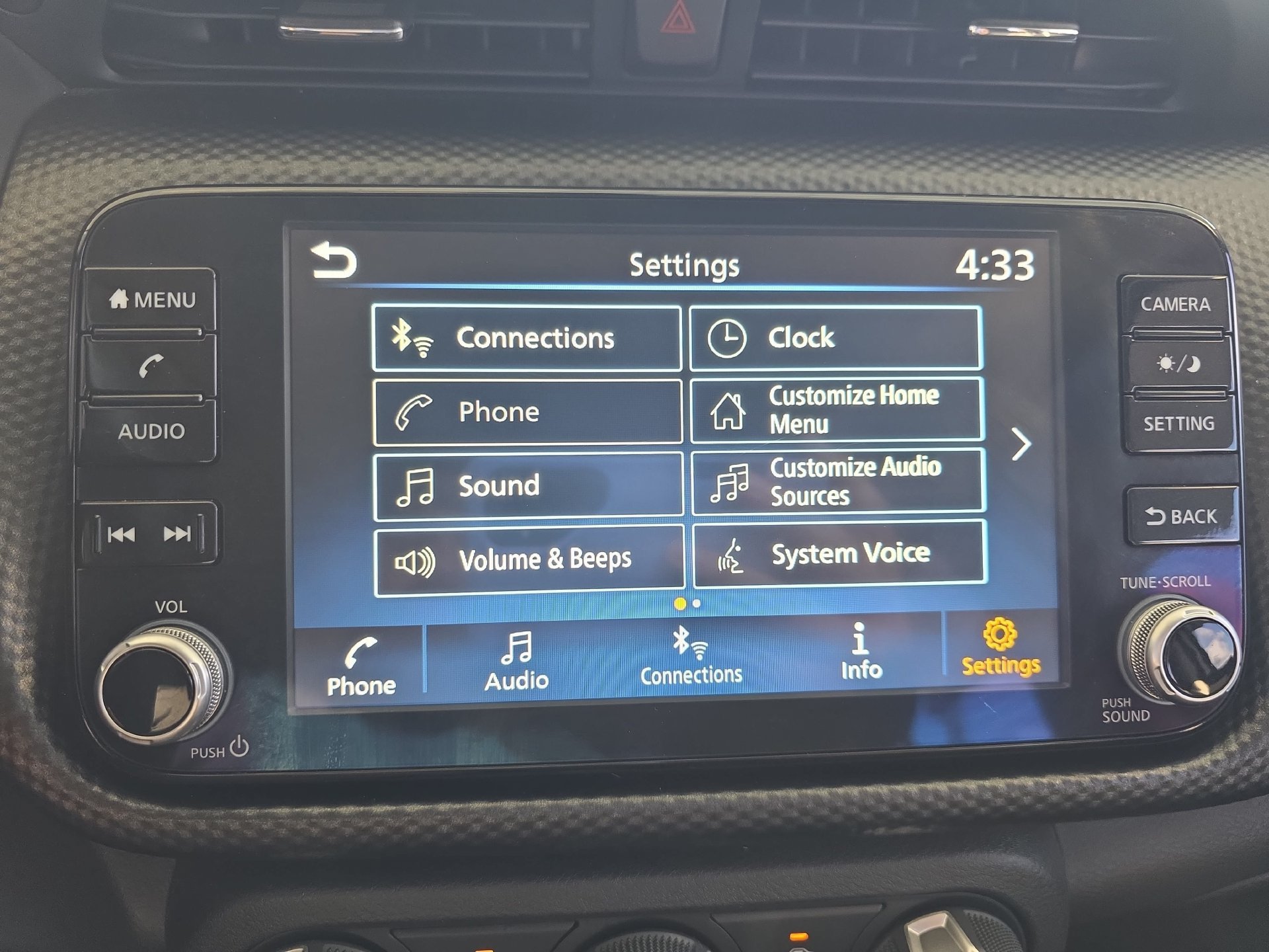 Used 2023 Nissan Kicks SV FWD image 20