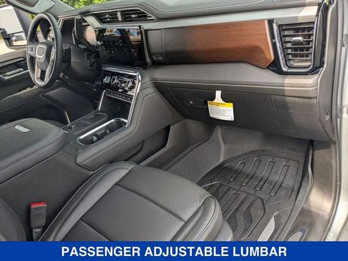 New 2025 GMC Sierra 3500 Denali w/ Denali Reserve Package image 38