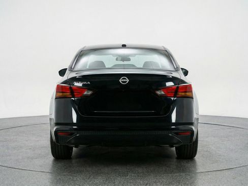 Used 2025 Nissan Altima 2.5 SV image 7
