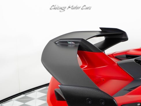 Used 2019 Lamborghini Aventador SVJ AWD/4WD image 15