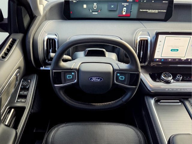 Used 2027 Ford Expedition Platinum RWD image 16