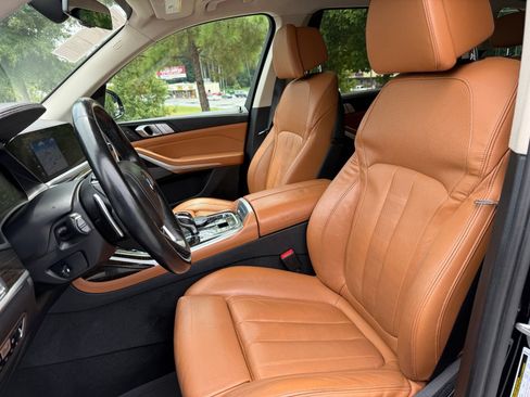 Used 2019 BMW X7 xDrive50i w/ Premium Package AWD/4WD image 36