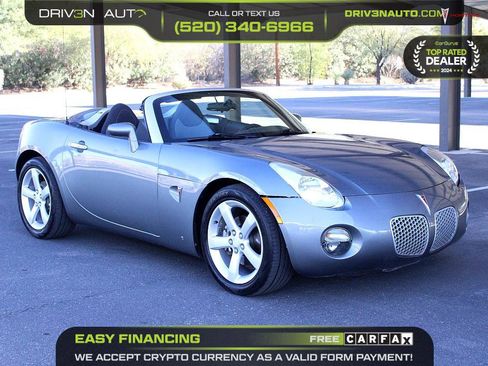 Used 2006 Pontiac Solstice Convertible w/ Power Package image 2