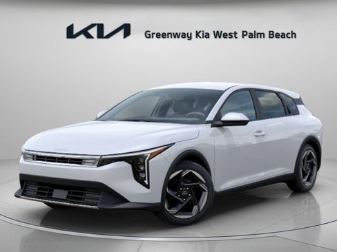 New 2026 Kia K4 GT-Line Turbo FWD image 3