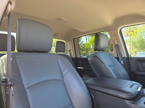 Used 2019 RAM 2500 Tradesman RWD image 16