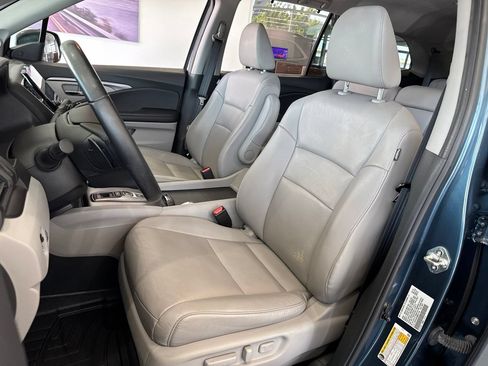 Used 2021 Honda Pilot Special Edition image 16