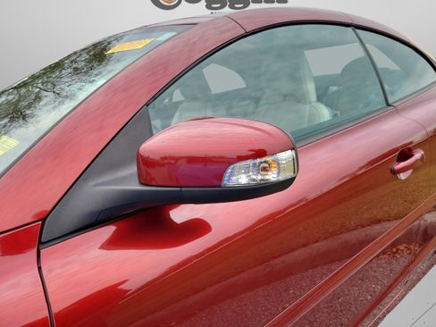 Used 2013 Volvo C70 T5 image 26