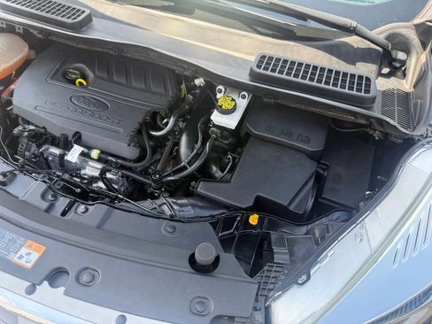 Certified 2018 Ford Escape SE w/ SE Sync 3 Package FWD image 62