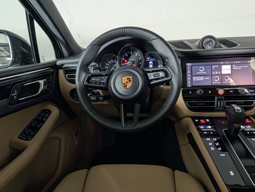 New 2026 Porsche Macan AWD/4WD image 21