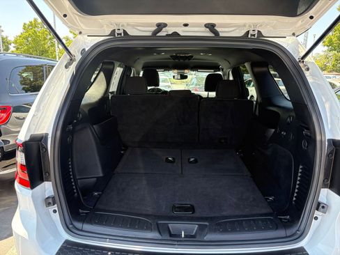 Used 2024 Dodge Durango SXT image 24