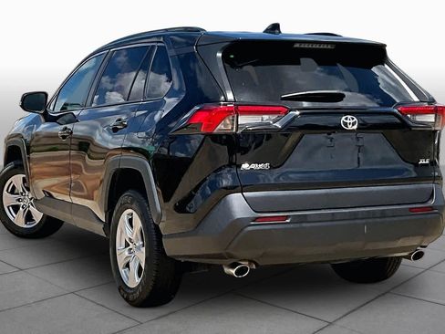 Used 2023 Toyota RAV4 XLE FWD image 12