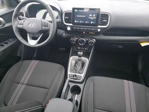 New 2026 Hyundai Venue SEL FWD image 17