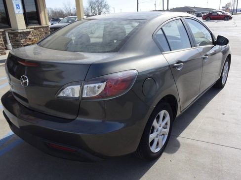 Used 2010 MAZDA MAZDA3 i Touring image 5