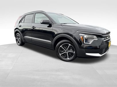 New 2025 Kia Niro EX w/ EX Cold Weather Package