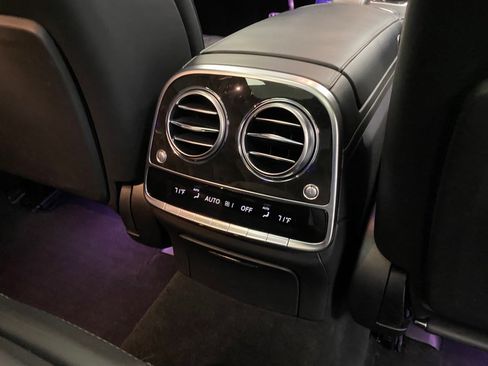 Used 2014 Mercedes-Benz S 550 Sedan image 41