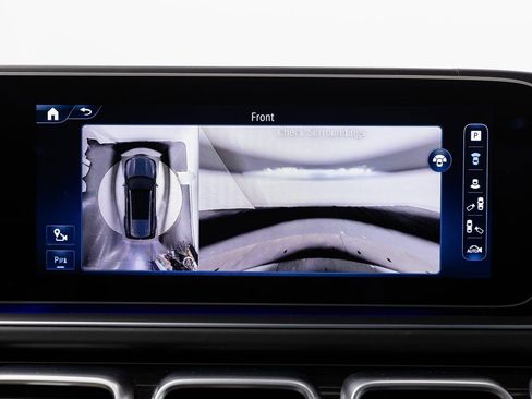 Used 2024 Mercedes-Benz Maybach GLS 600 4MATIC image 21
