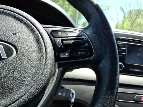 Used 2019 Kia Sportage LX AWD/4WD image 17
