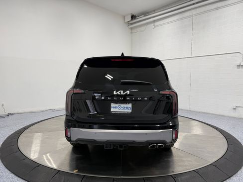 Used 2025 Kia Telluride EX image 6