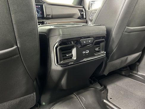 Used 2024 GMC Sierra 1500 AT4 w/ AT4 Premium Package image 16