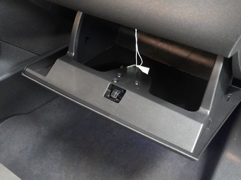Used 2018 Ford Fiesta SE FWD image 29