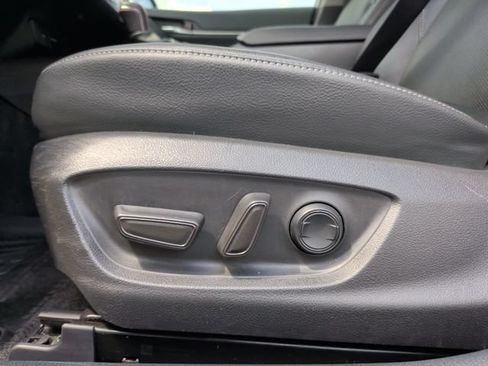 Used 2022 Toyota Camry XSE w/ Cold Weather Package FWD image 15