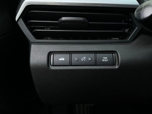 Used 2025 Nissan Altima 2.5 SR image 22