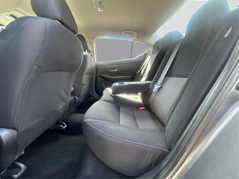 Used 2021 Nissan Sentra SV FWD image 3