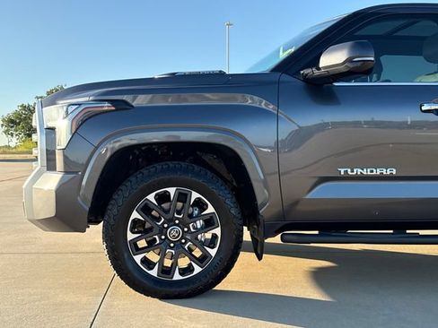 Used 2024 Toyota Tundra Limited AWD/4WD image 5