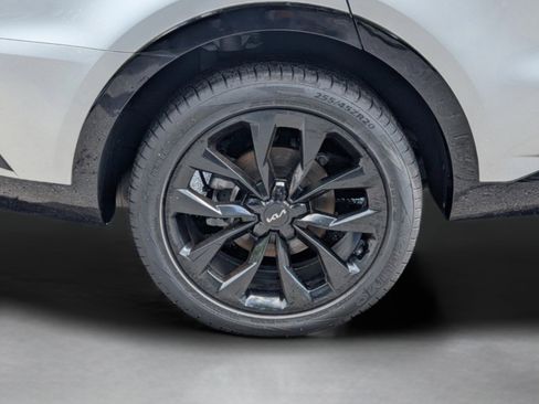 Certified 2022 Kia Sorento SX image 25