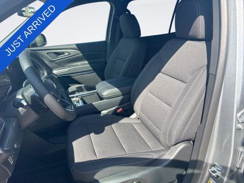 New 2026 Chevrolet Traverse LT FWD image 11