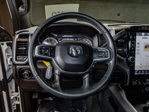 Used 2023 RAM 3500 Laramie image 19