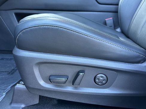 Certified 2025 INFINITI QX60 Luxe w/ Black Edition image 14