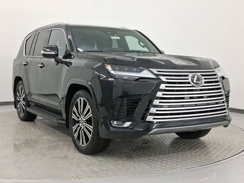 New 2026 Lexus LX 700h Luxury image 7