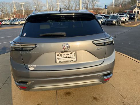 Used 2022 Buick Envision Avenir w/ Technology Package II image 5