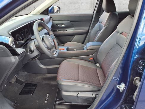 New 2025 Nissan Kicks SR image 28
