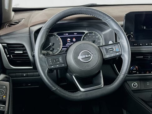 Used 2023 Nissan Rogue SL w/ SL Premium Package FWD image 18