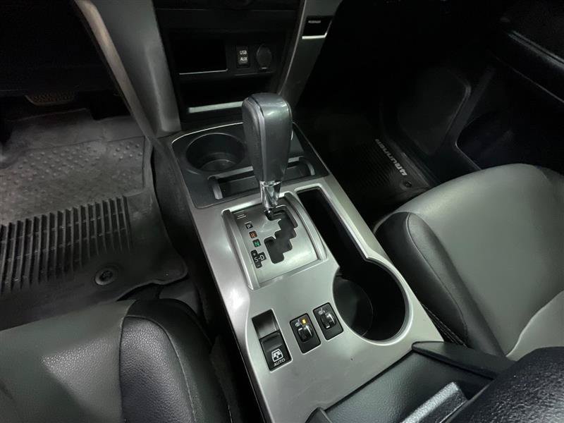 Used 2018 Toyota 4Runner SR5 Premium AWD/4WD image 16