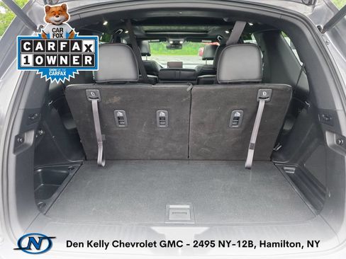 Used 2025 Honda Pilot Black Edition image 3